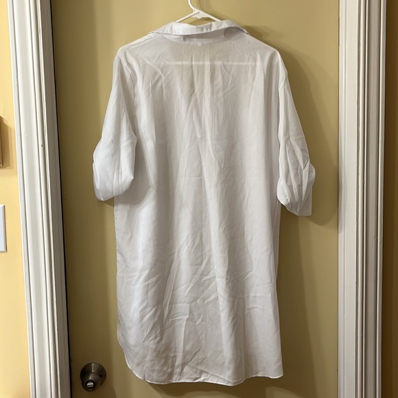 Beach cover up - Picture 2 of 2